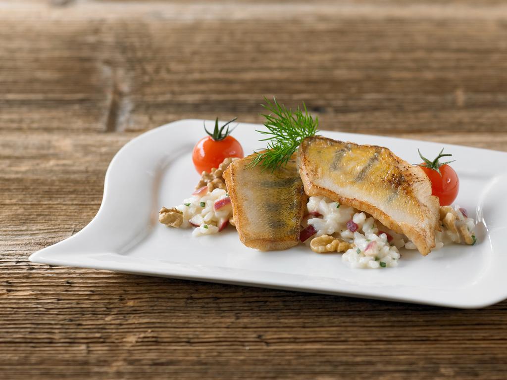 Hotel & Restaurant Zum Beck Stansstad Εξωτερικό φωτογραφία