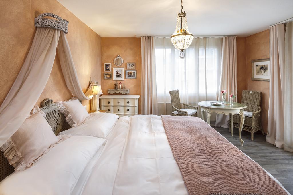 Hotel & Restaurant Zum Beck Stansstad Εξωτερικό φωτογραφία