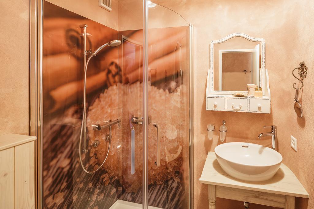 Hotel & Restaurant Zum Beck Stansstad Εξωτερικό φωτογραφία