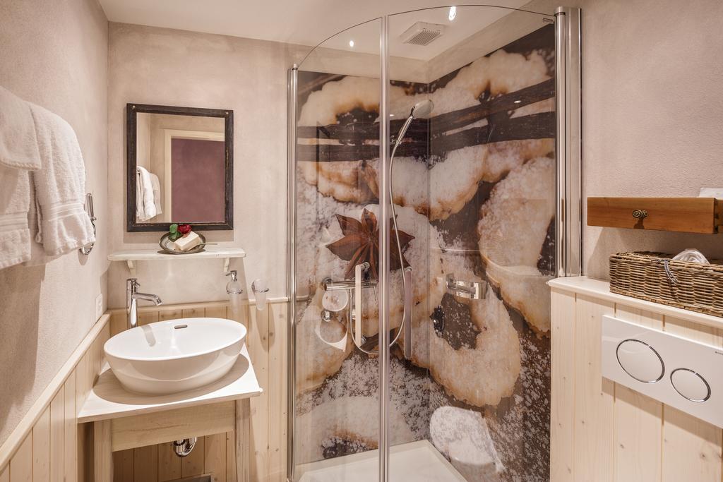 Hotel & Restaurant Zum Beck Stansstad Εξωτερικό φωτογραφία